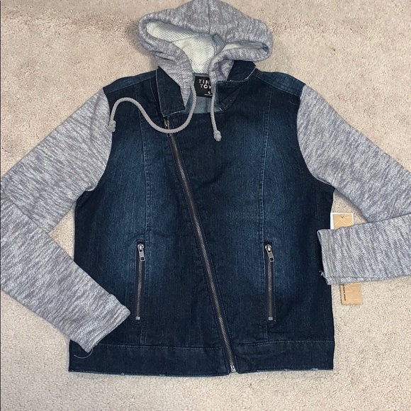 Tinseltown Jackets & Blazers - Macy’s denim jacket with grey sweatshirt accents